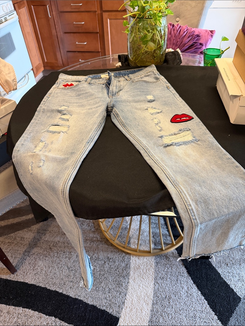 MAISON KITSUNÉ Light Wash Skinny Jeans with Red Lip Patches